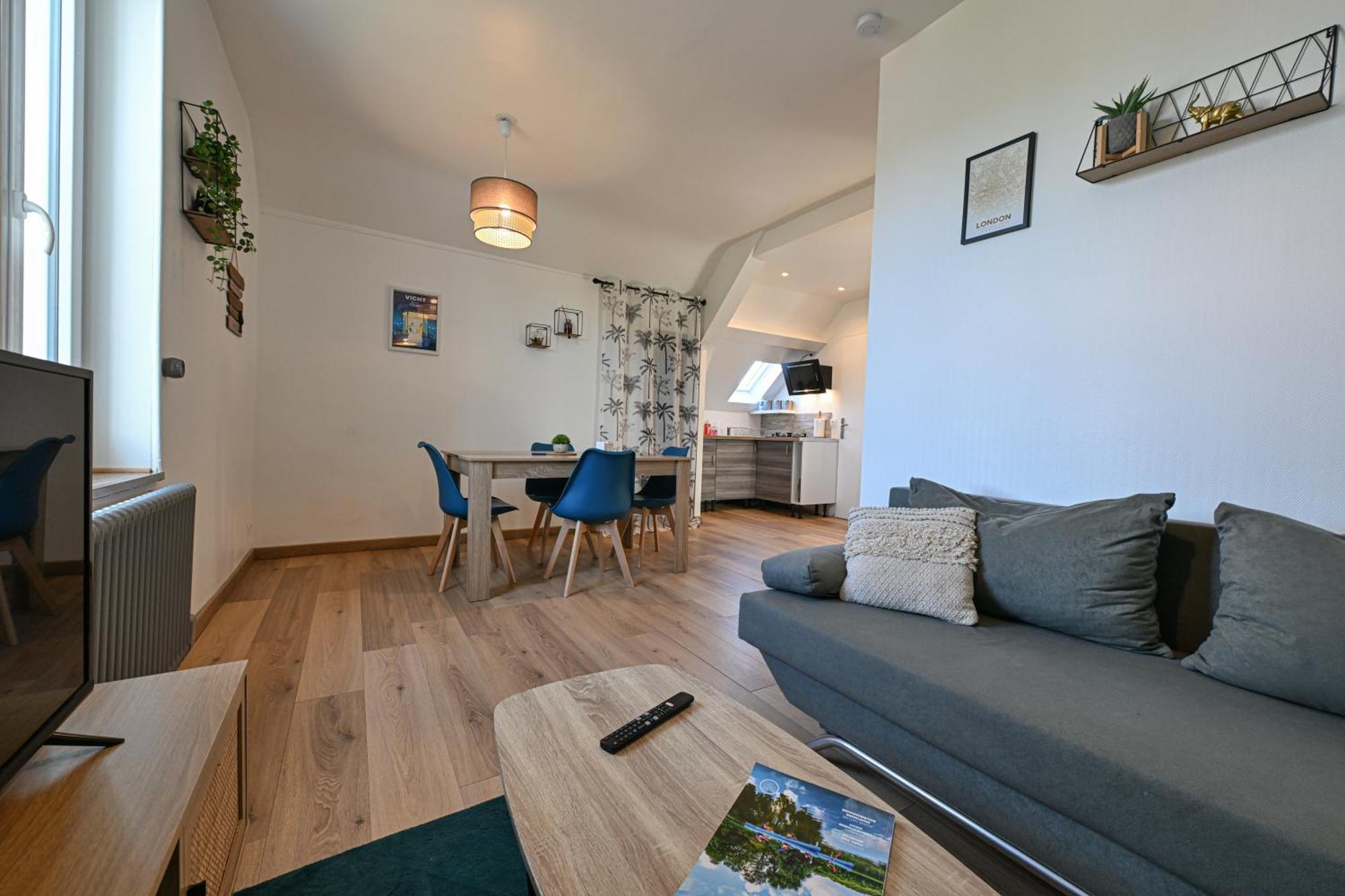 Apartamento La Belle Rive Du Voyageur Bellerive-sur-Allier Exterior foto